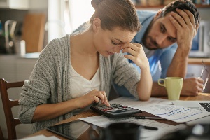 couple concerned about finances