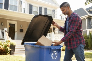 man who knows who easy it is to recycle